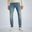 Het model is 189 cm en draagt 32/32
