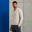 Het model is 191 cm en draagt L