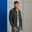 Het model is 191 cm en draagt L