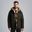 Het model is 186 cm en draagt M