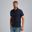Het model is 187 cm en draagt M