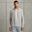 Het model is 191 cm en draagt L