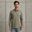 Het model is 187 cm en draagt L