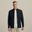 Het model is 190 cm en draagt M