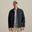 Het model is 190 cm en draagt M