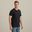 Het model is 190 cm en draagt M