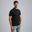 Het model is 187 cm en draagt M