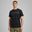 Het model is 188 cm en draagt M