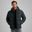Het model is 190 cm en draagt M