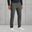 Het model is 189 cm en draagt 32/32