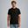 Het model is 190 cm en draagt M
