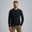 Het model is 190 cm en draagt M