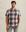 Das Model is 187 cm und trägt Größe M