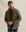 Het model is 187 cm en draagt M