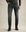 Das Model is 189 cm und trägt Größe 32/32