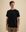 Het model is 189 cm en draagt M