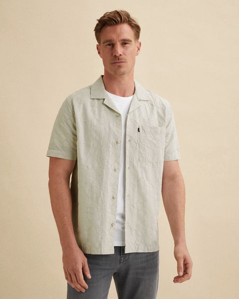 Shirt with short sleeves and chest pocket – Elmwood – Casual shirts | VANGUARD
