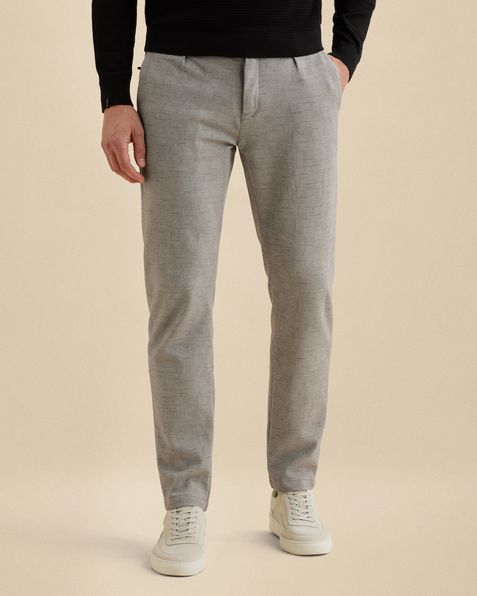 V11 relaxed fit chino – Brown – Chino pants | VANGUARD