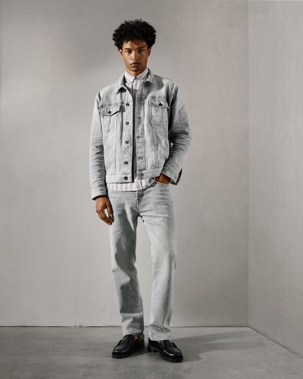 Look – Shop your look