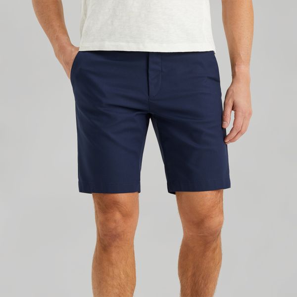 Riser slim fit chino shorts – Black Indigo – Chino's | CAST IRON