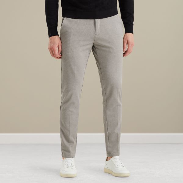 V11 relaxed slim fit chino – Coriander – Chino's | VANGUARD