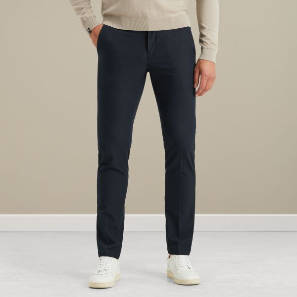 V12 slim fit chino – Black Indigo – Sale | VANGUARD