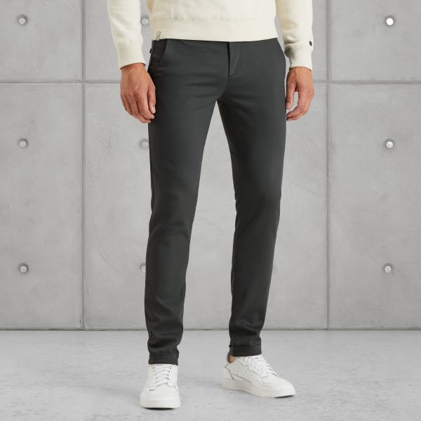 Riser slim fit chino – Black Indigo – Chino's | CAST IRON