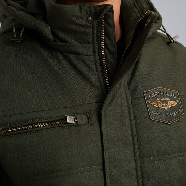 PJA2409134-6026_model_4.jpg