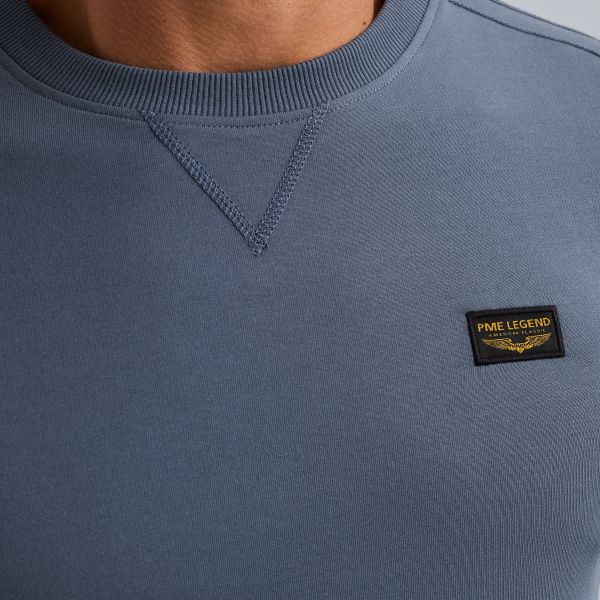 PLS2511499-5301_model_4.jpg
