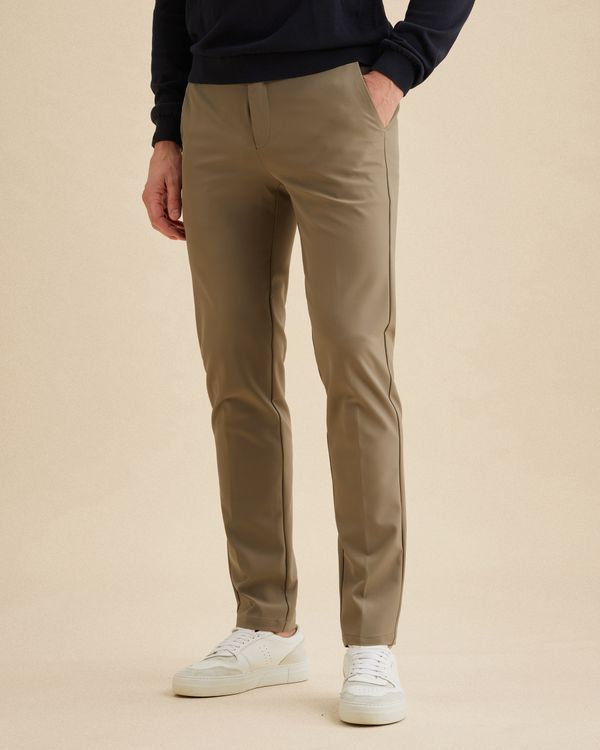 V12 Slim Fit Chino – Coriander – Chinohosen | VANGUARD