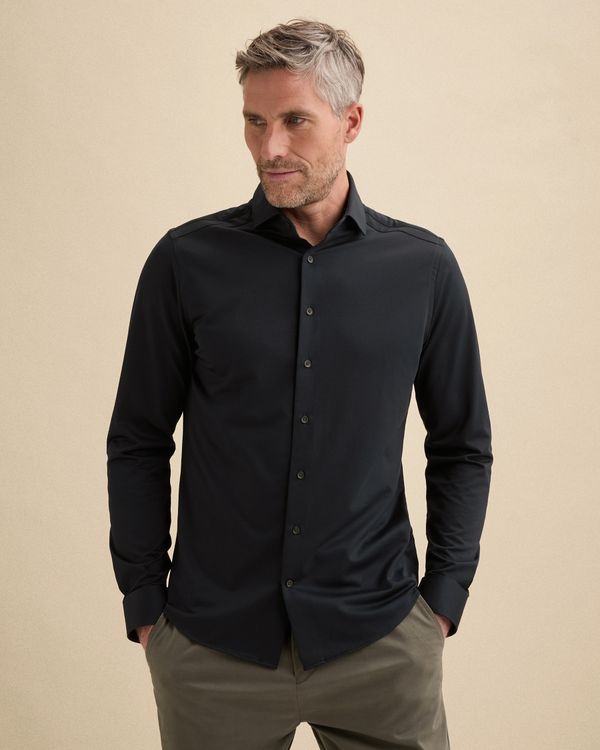 Elevated Knit shirt with widespread collar – Black Indigo – Dress shirts | VANGUARD