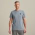T-Shirt mit Badge – Black Indigo – T-shirts & polo shirts | VANGUARD