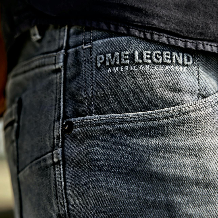 Entdecke alle Jeans