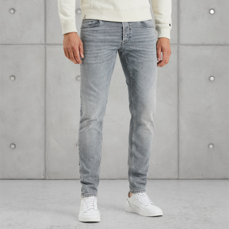 Shiftback tapered fit jeans