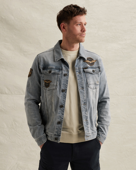 Denim jacket met badges