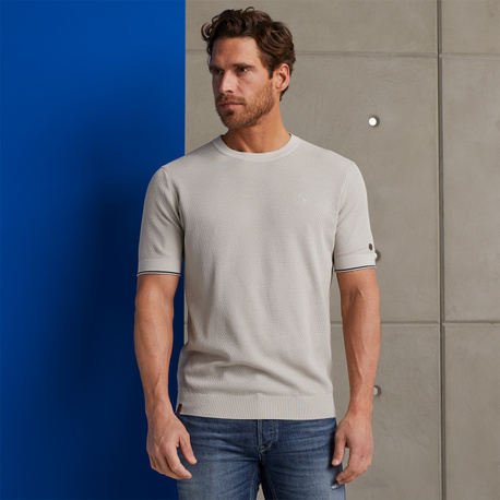 Finely knitted T-shirt in cotton modal