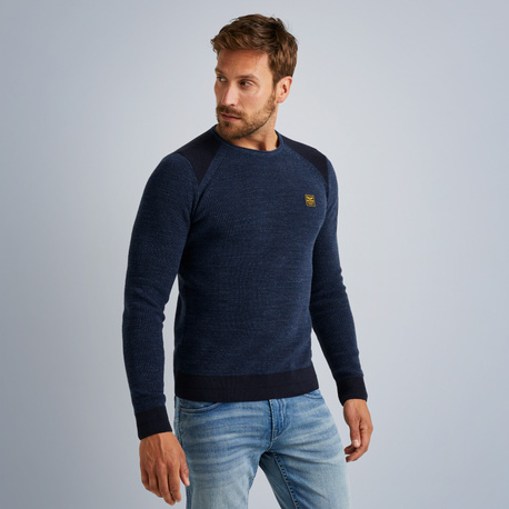 Rib knit pullover with cargo pocket