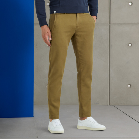 Relaxed slim fit chino met twillstructuur