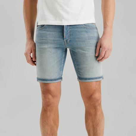 
Shiftback shorts in superstretch denim