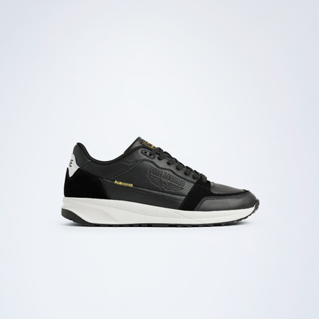 Aditude sneaker