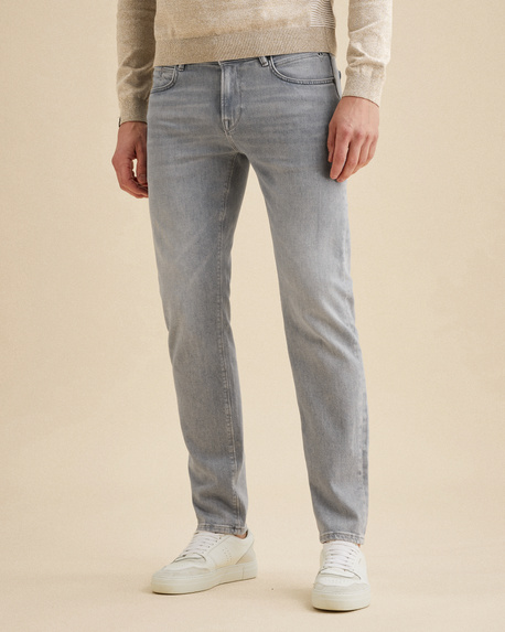 V7 regular fit jeans