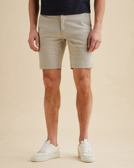 V9 regular fit chino shorts