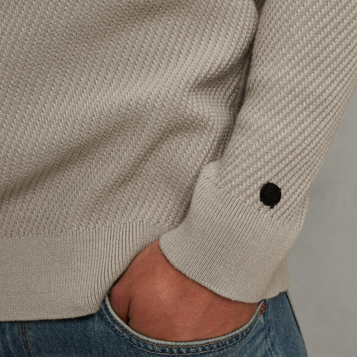 CKW2510340-9031_model_5.jpg