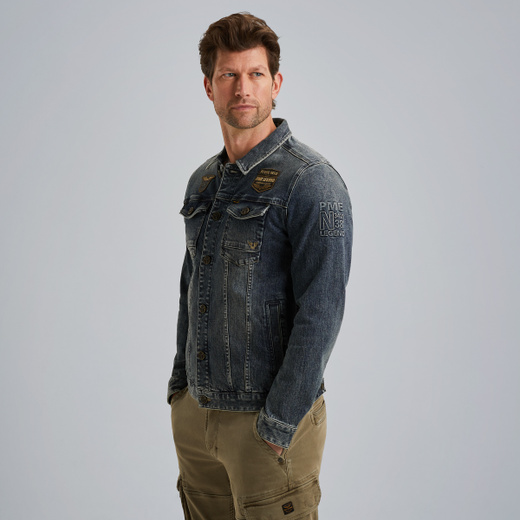 PDJ2508715-DCV_model_2.jpg