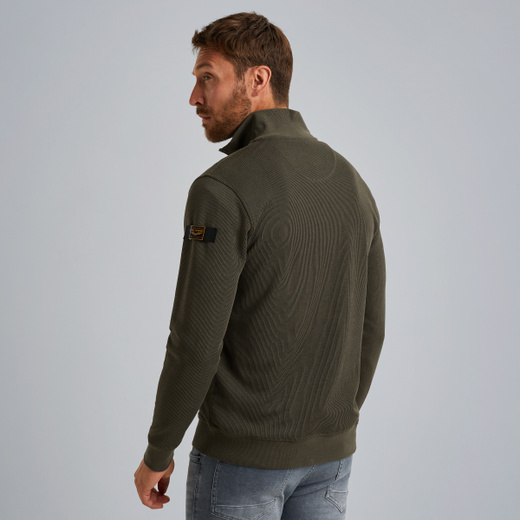 PSW2509457-8039_model_3.jpg