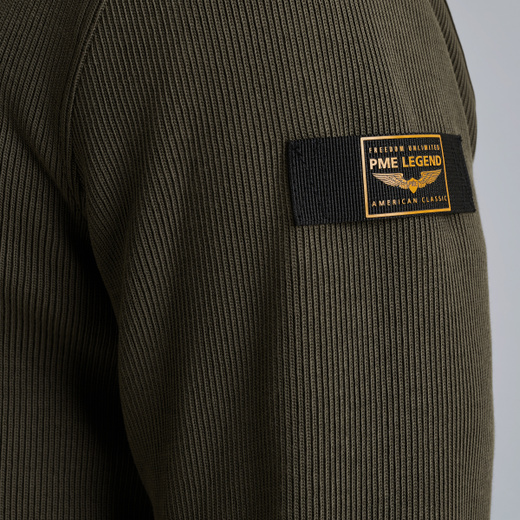 PSW2509457-8039_model_5.jpg