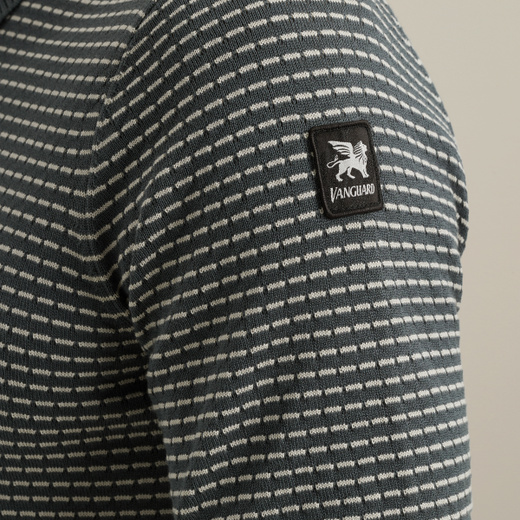 VPSS2504860-9076_model_5.jpg