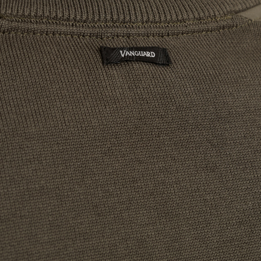 VKC2508354-6497_model_7.jpg
