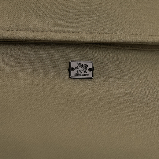 VSI2508204-6497_model_7.jpg