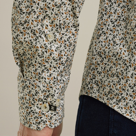 VSI2510252-7004_model_6.jpg